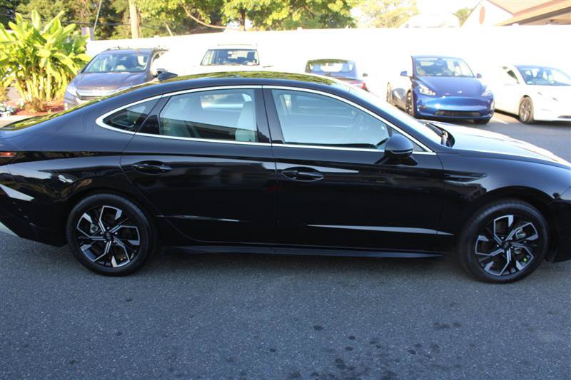 Used 2025 Hyundai Sonata SEL FWD image 8