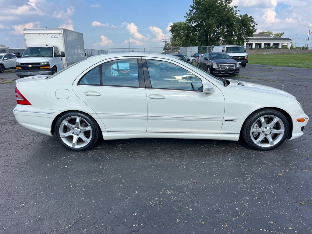 Used 2007 Mercedes-Benz C 230 Sedan image 8