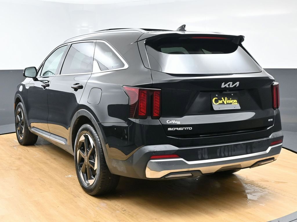 Used 2025 Kia Sorento EX w/ EX Panoramic Sunroof Package image 7
