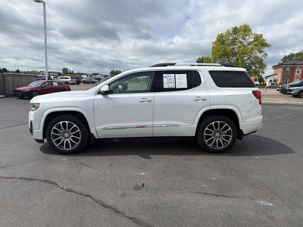 Used 2023 GMC Acadia Denali w/ Denali Ultimate Package AWD/4WD image 4