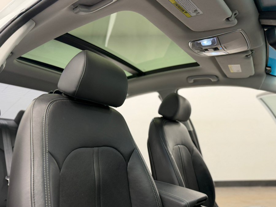 Used 2019 Hyundai Sonata Limited w/ Ultimate Package 04 FWD image 38