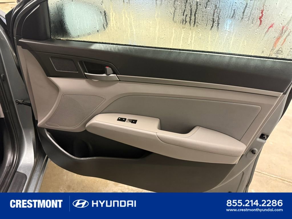 Used 2017 Hyundai Elantra SE w/ SE A/T Tech Package 03 image 31