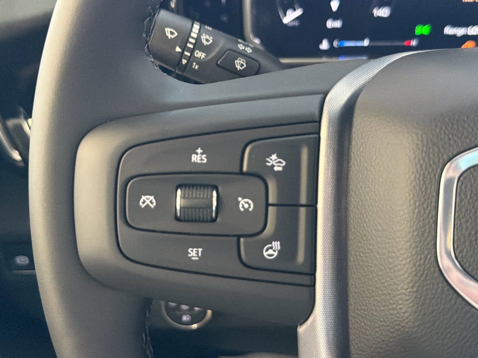 New 2026 GMC Sierra 2500 SLE w/ SLE Value Package; AWD/4WD image 6