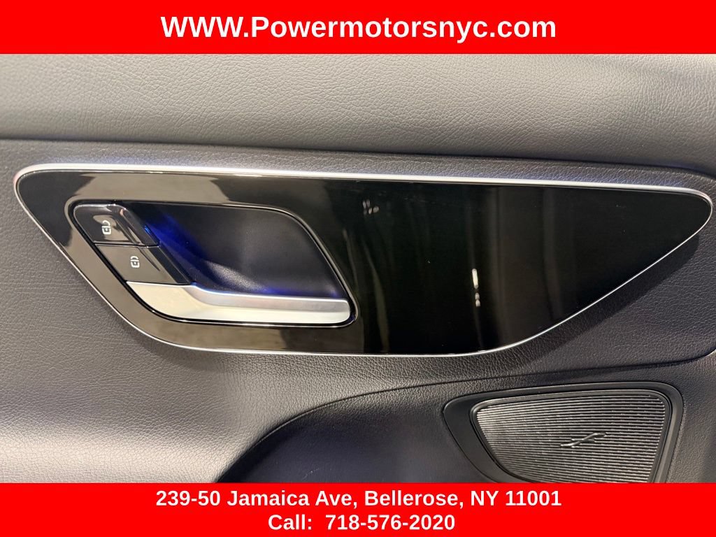 Used 2022 Mercedes-Benz C 300 4MATIC Sedan w/ Pinnacle Trim Package image 44