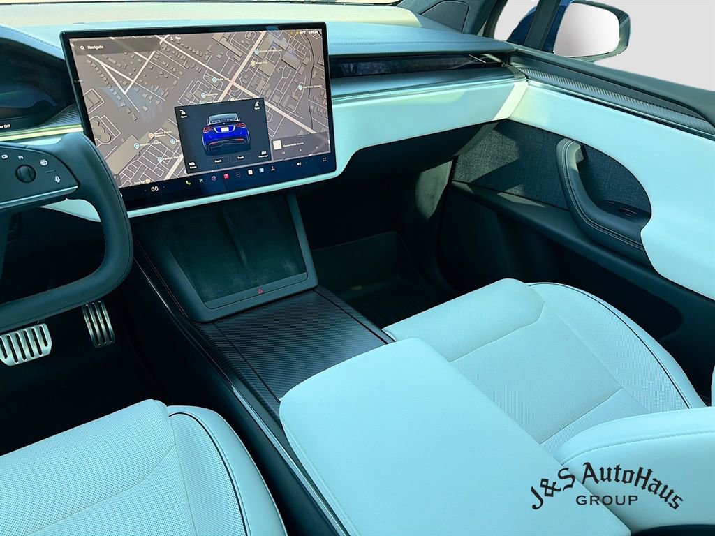 Used 2022 Tesla Model X Plaid image 30
