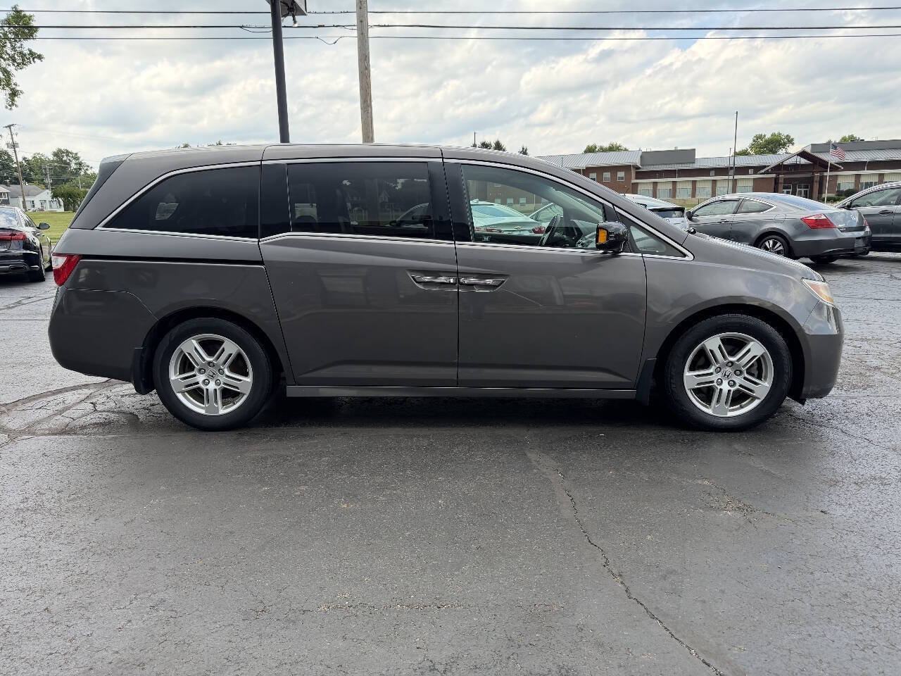 Used 2011 Honda Odyssey Sport-L image 6