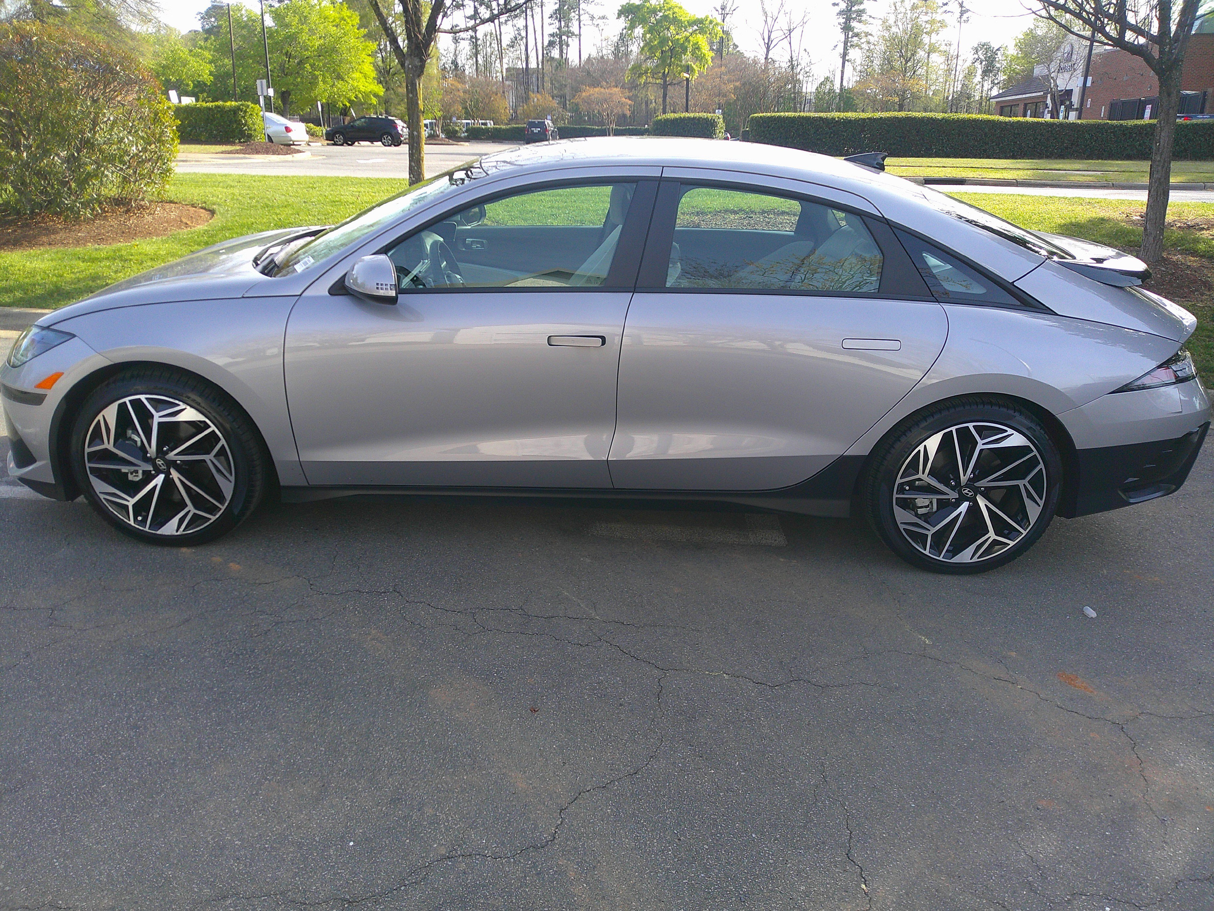 Used 2023 Hyundai Ioniq 6 SEL w/ Cargo Package image 7