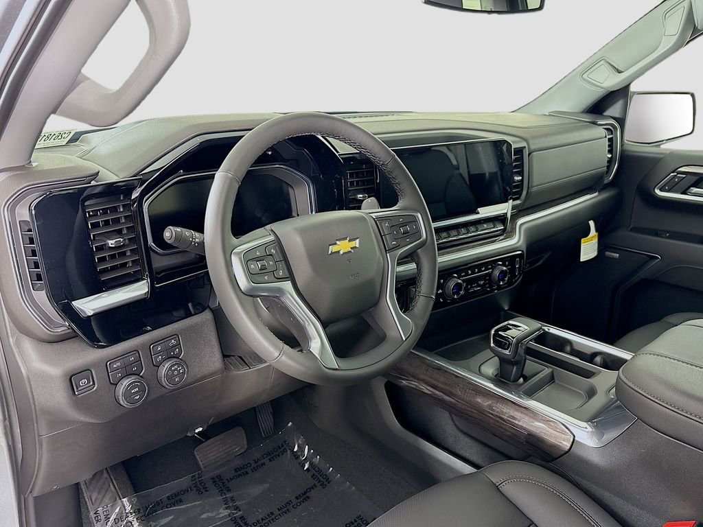 New 2026 Chevrolet Silverado 1500 LTZ w/ LTZ Premium Package image 9