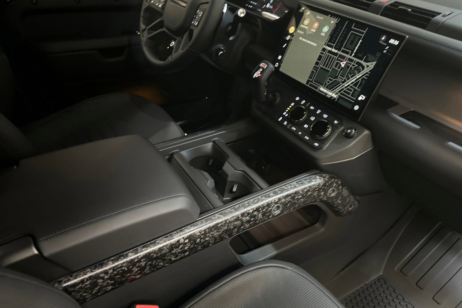 New 2026 Land Rover Defender 110 OCTA image 24