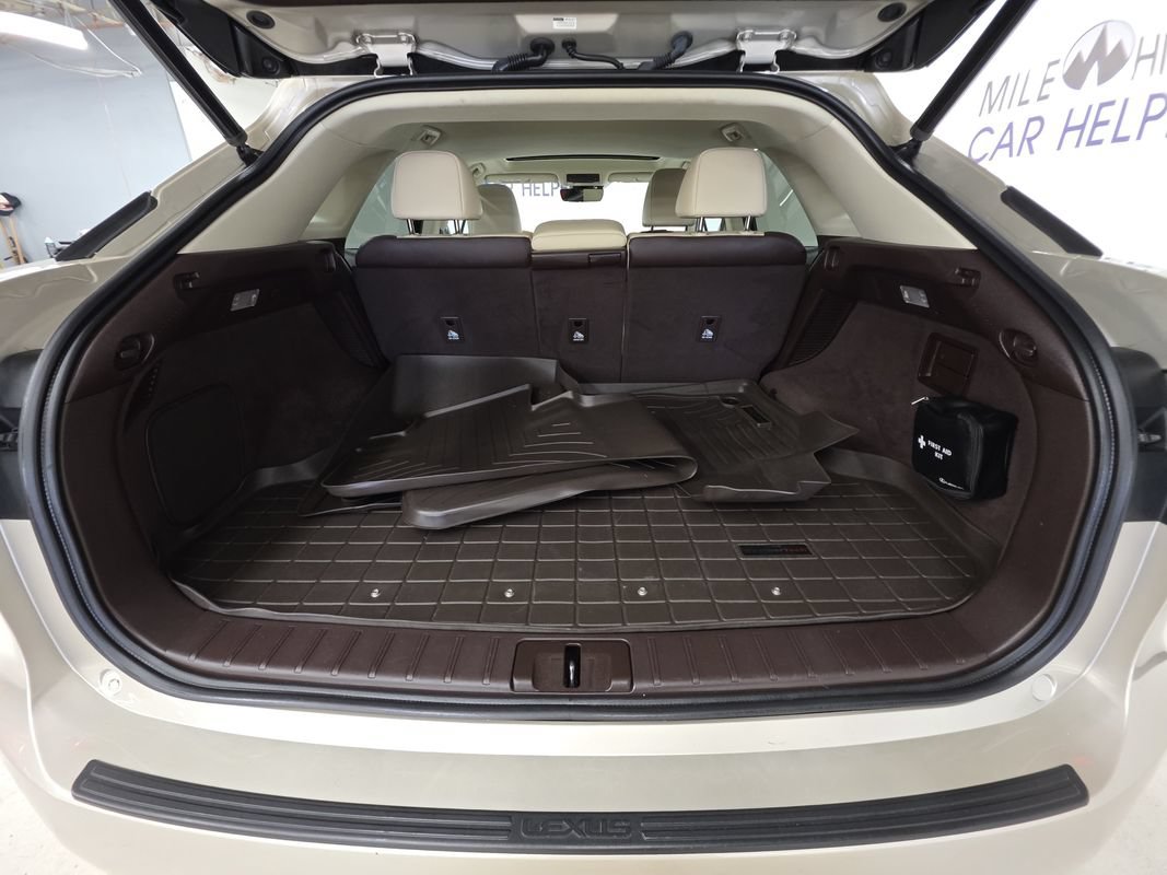 Used 2018 Lexus RX 450h AWD w/ Premium Package image 24