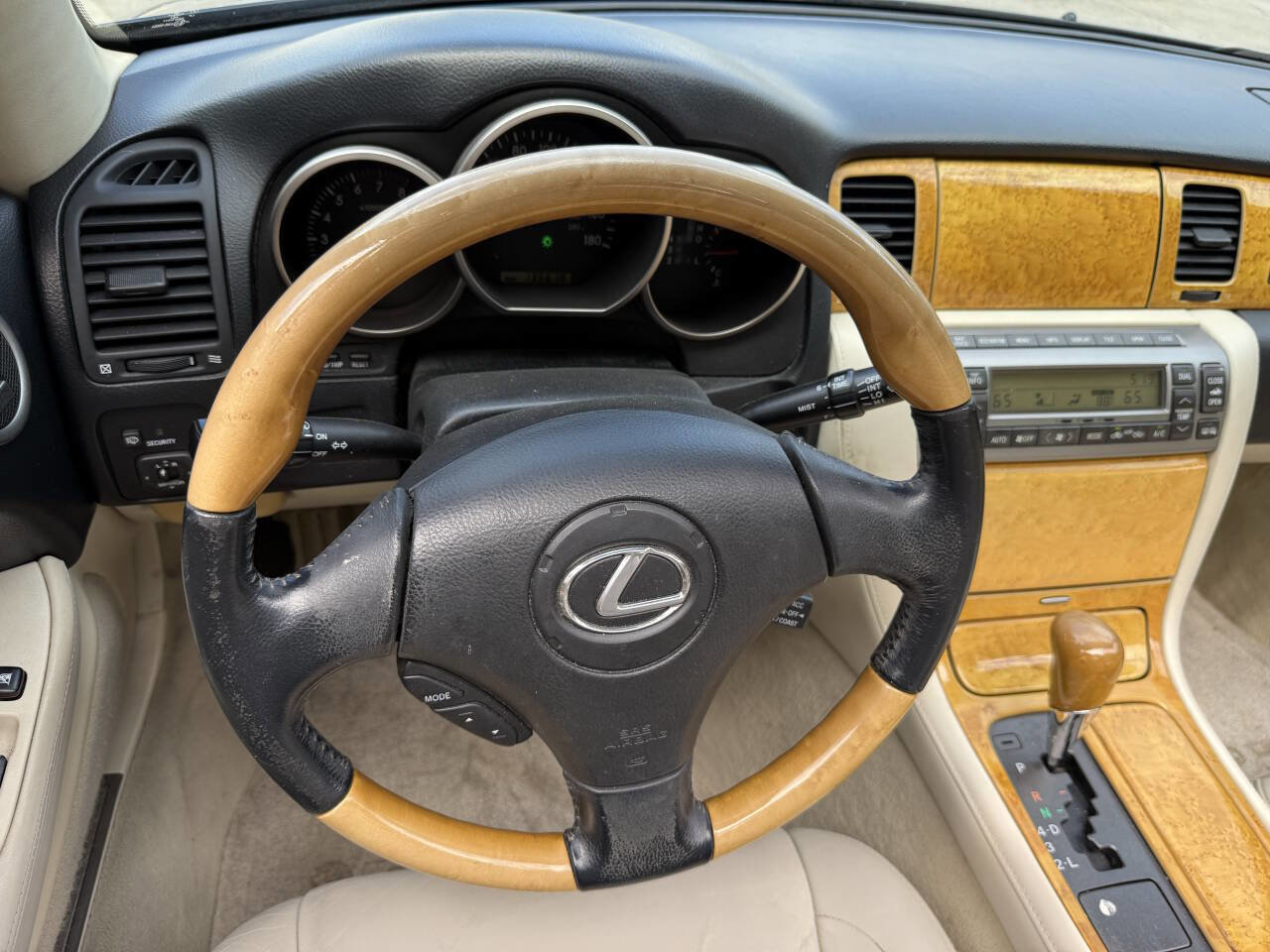 Used 2003 Lexus SC 430 Convertible RWD image 25