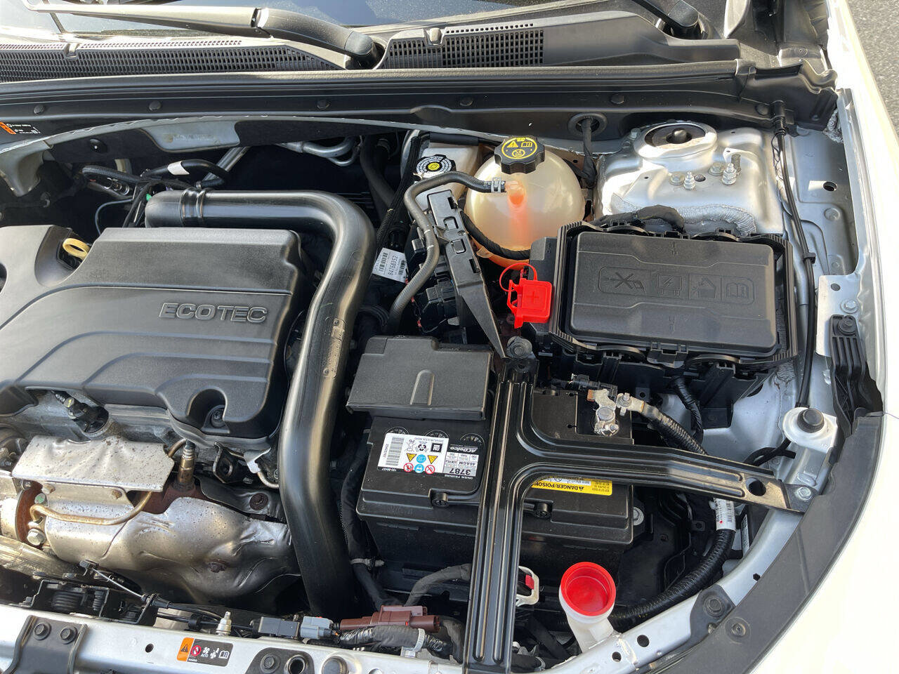 Used 2021 Chevrolet Malibu LT image 24