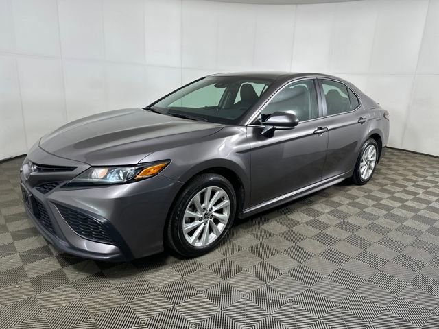 Used 2024 Toyota Camry SE image 7