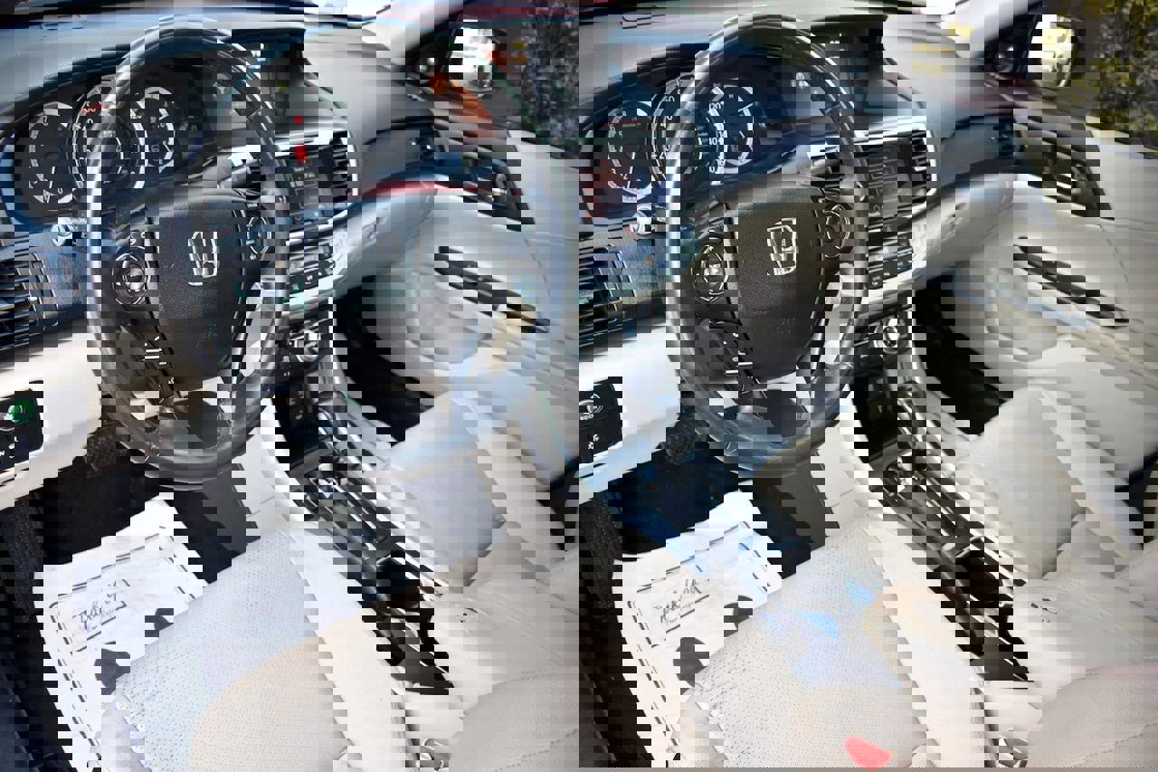 Used 2014 Honda Accord EX-L image 8