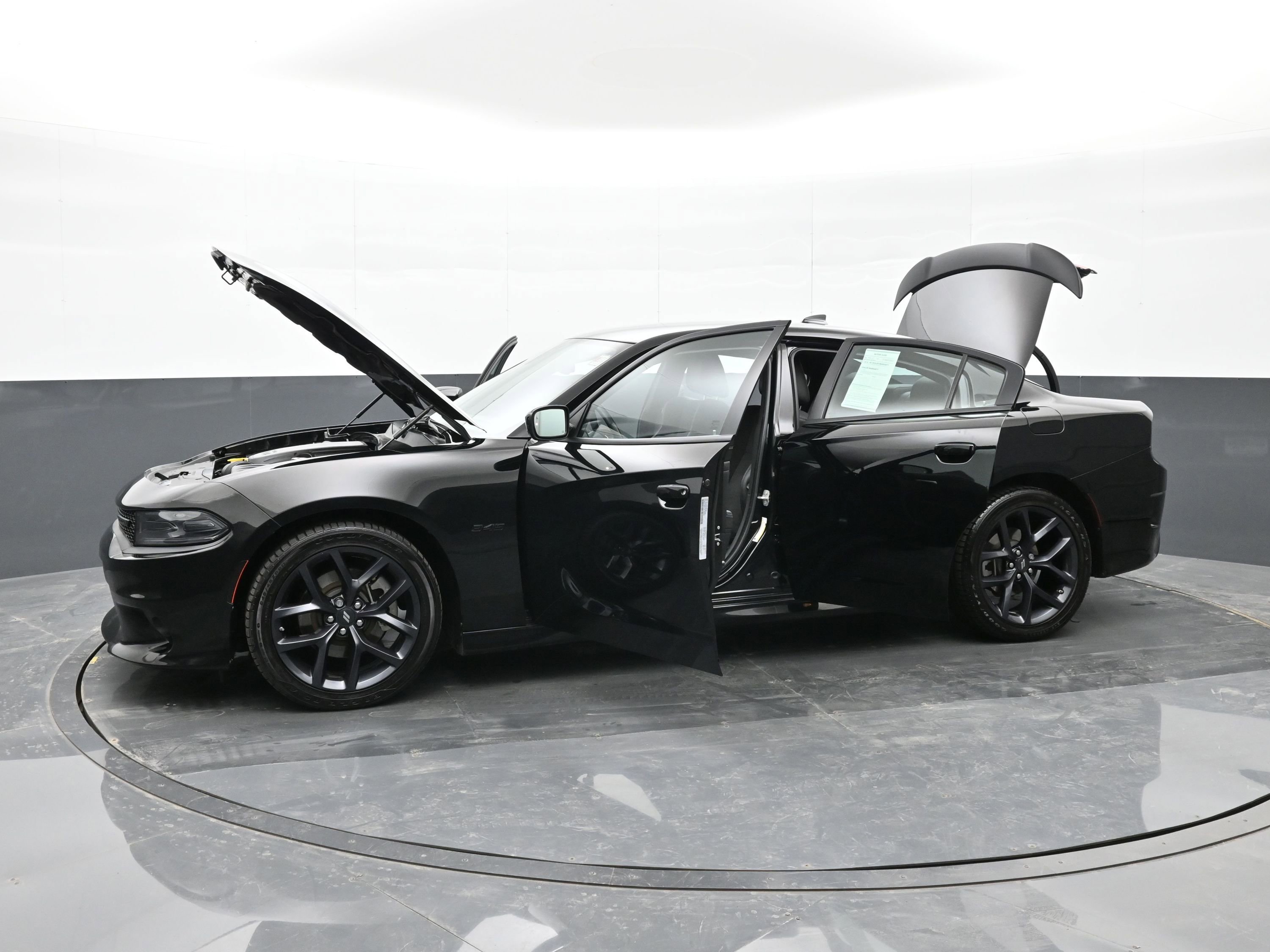 Used 2023 Dodge Charger R/T w/ Plus Group image 47