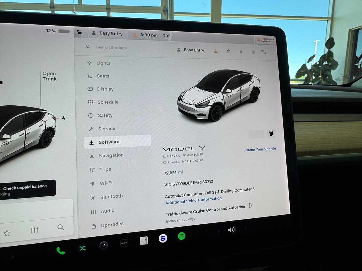 Used 2021 Tesla Model Y Long Range AWD/4WD image 32