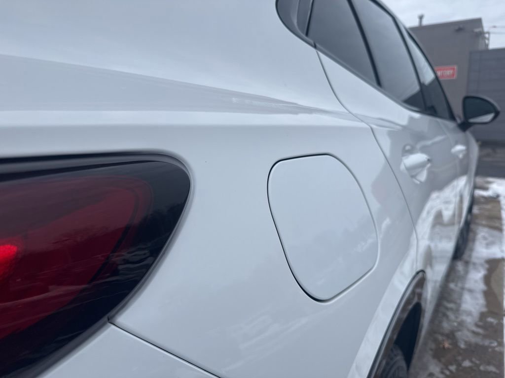 Used 2021 Buick Envision Essence w/ Sport Touring Package image 6