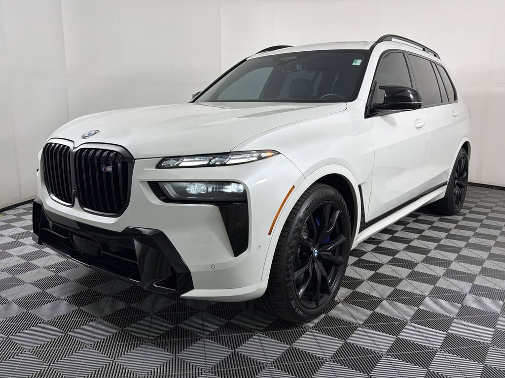 Used 2024 BMW X7 M60i w/ Executive Package image 3