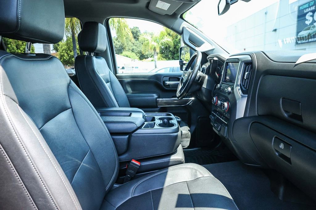 Used 2022 Chevrolet Silverado 3500 LTZ image 28