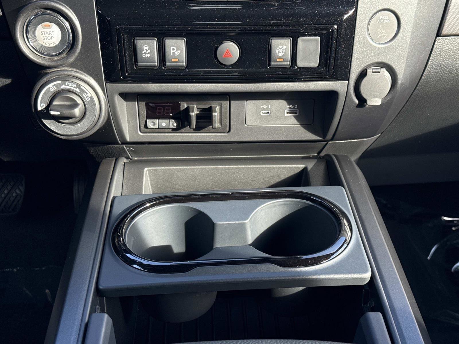 Used 2024 Nissan Titan PRO-4X w/ Pro-4x Utility Package image 7