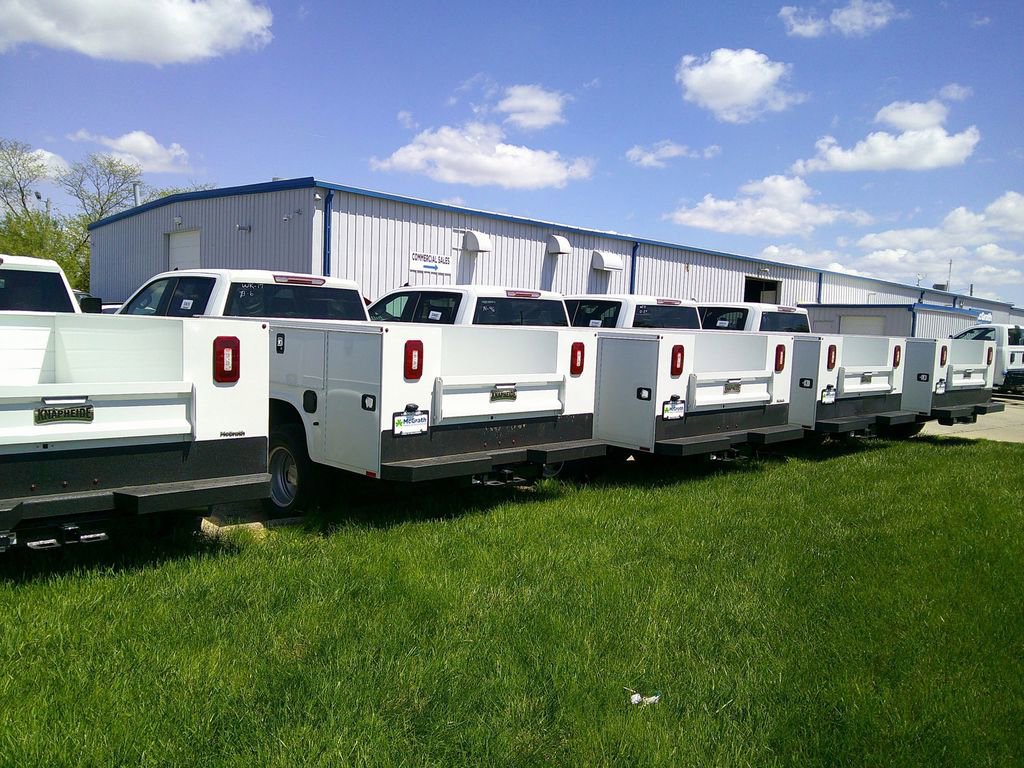 New 2025 GMC Sierra 3500 Pro w/ Convenience Package image 4