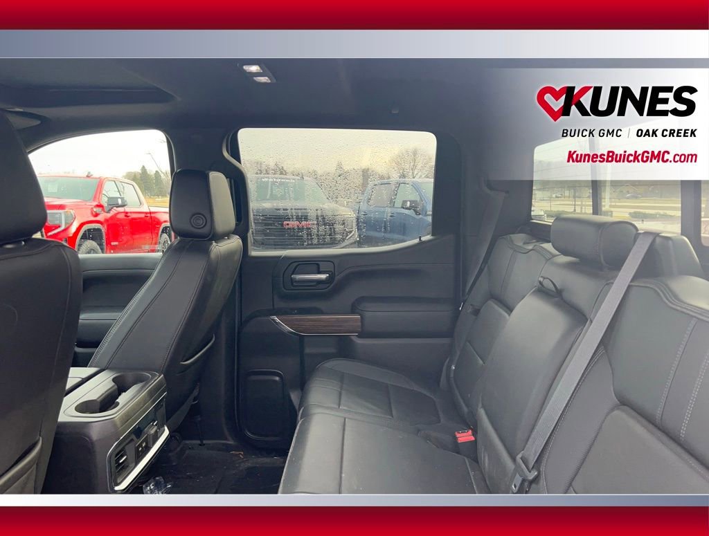 Used 2022 Chevrolet Silverado 1500 High Country w/ Technology Package image 7