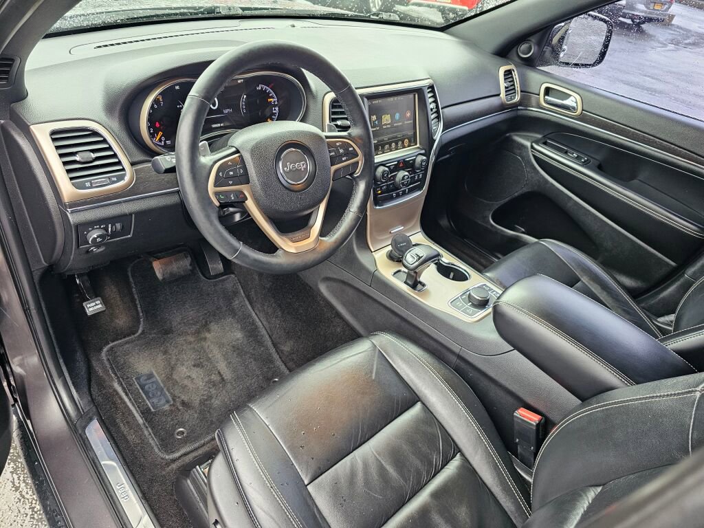 Used 2015 Jeep Grand Cherokee Limited AWD/4WD image 2