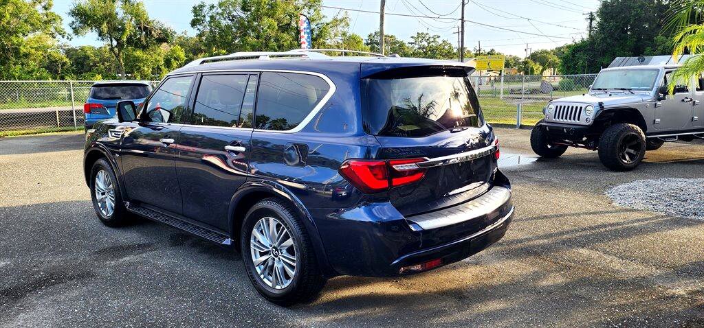 Used 2018 INFINITI QX80 Signature Edition w/ All Season Package image 12