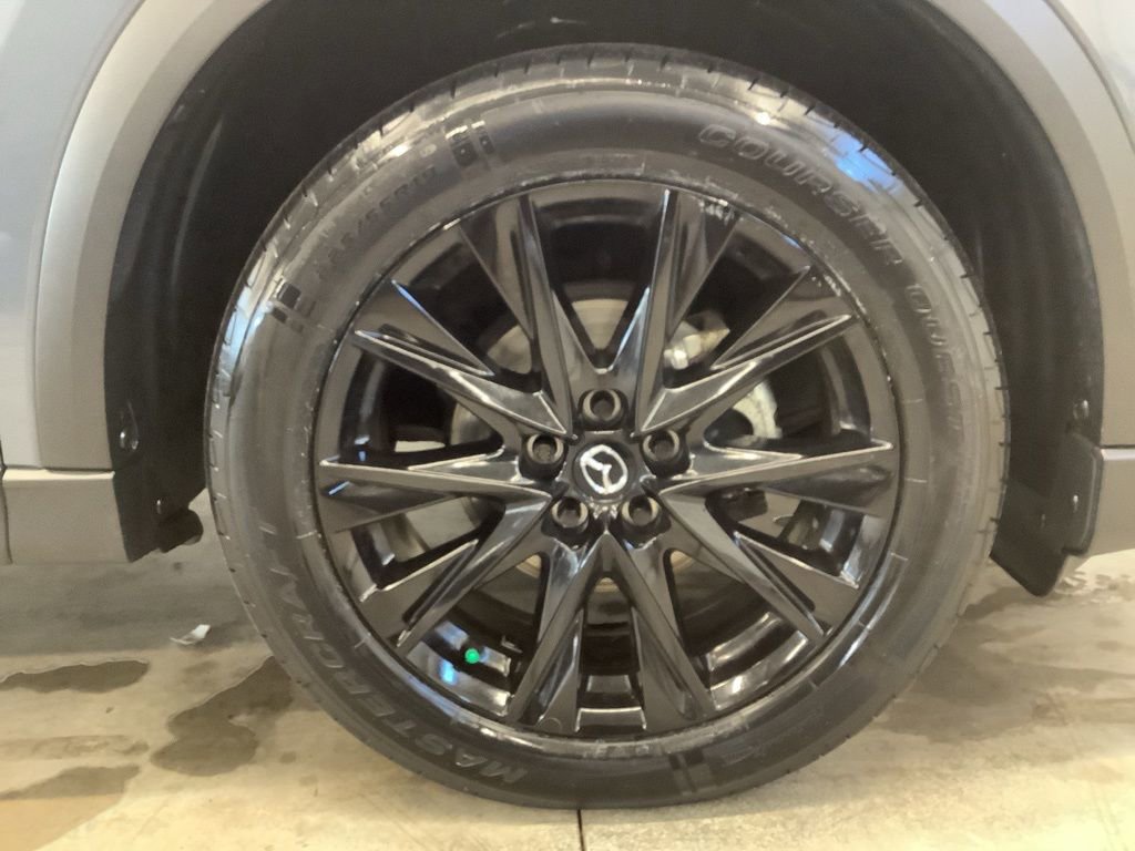 Certified 2023 MAZDA CX-5 Carbon Edition image 29
