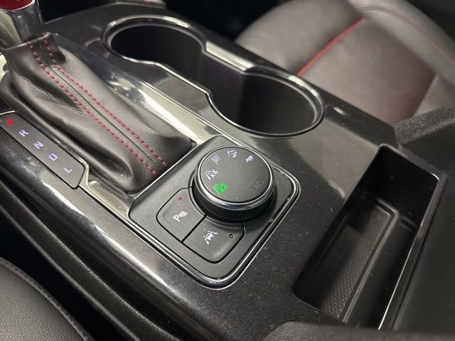 Used 2022 Chevrolet Blazer RS w/ Enhanced Convenience Package image 21