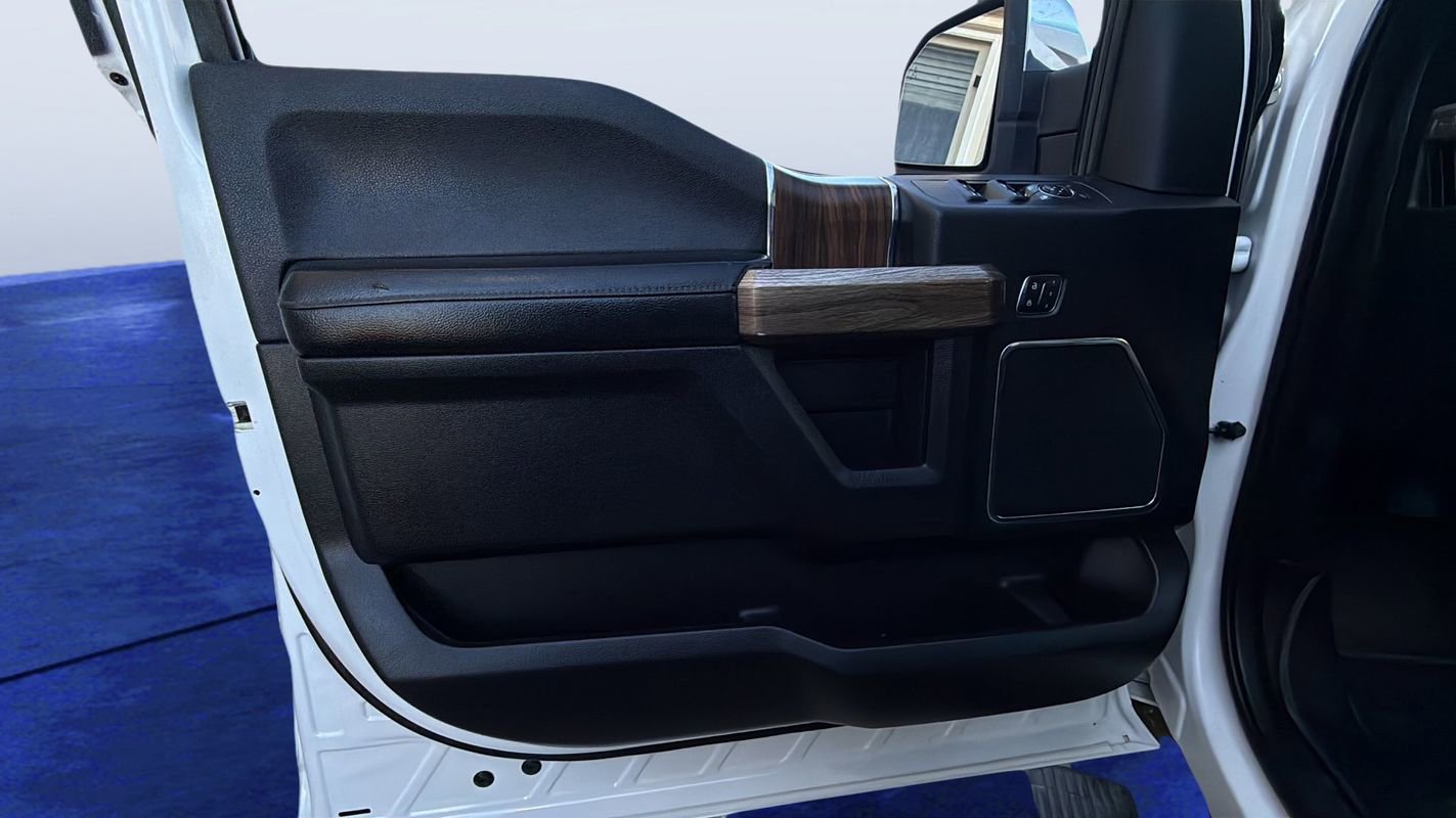 Used 2016 Ford F150 Lariat w/ Equipment Group 502A Luxury image 21