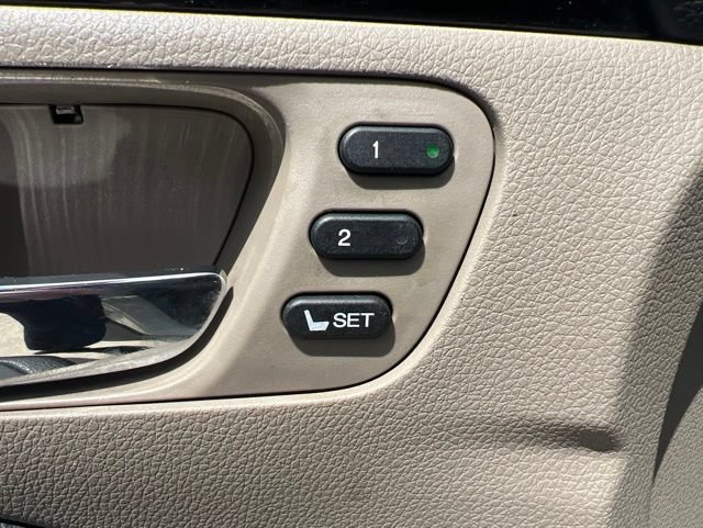 Used 2016 Honda Pilot Touring image 20
