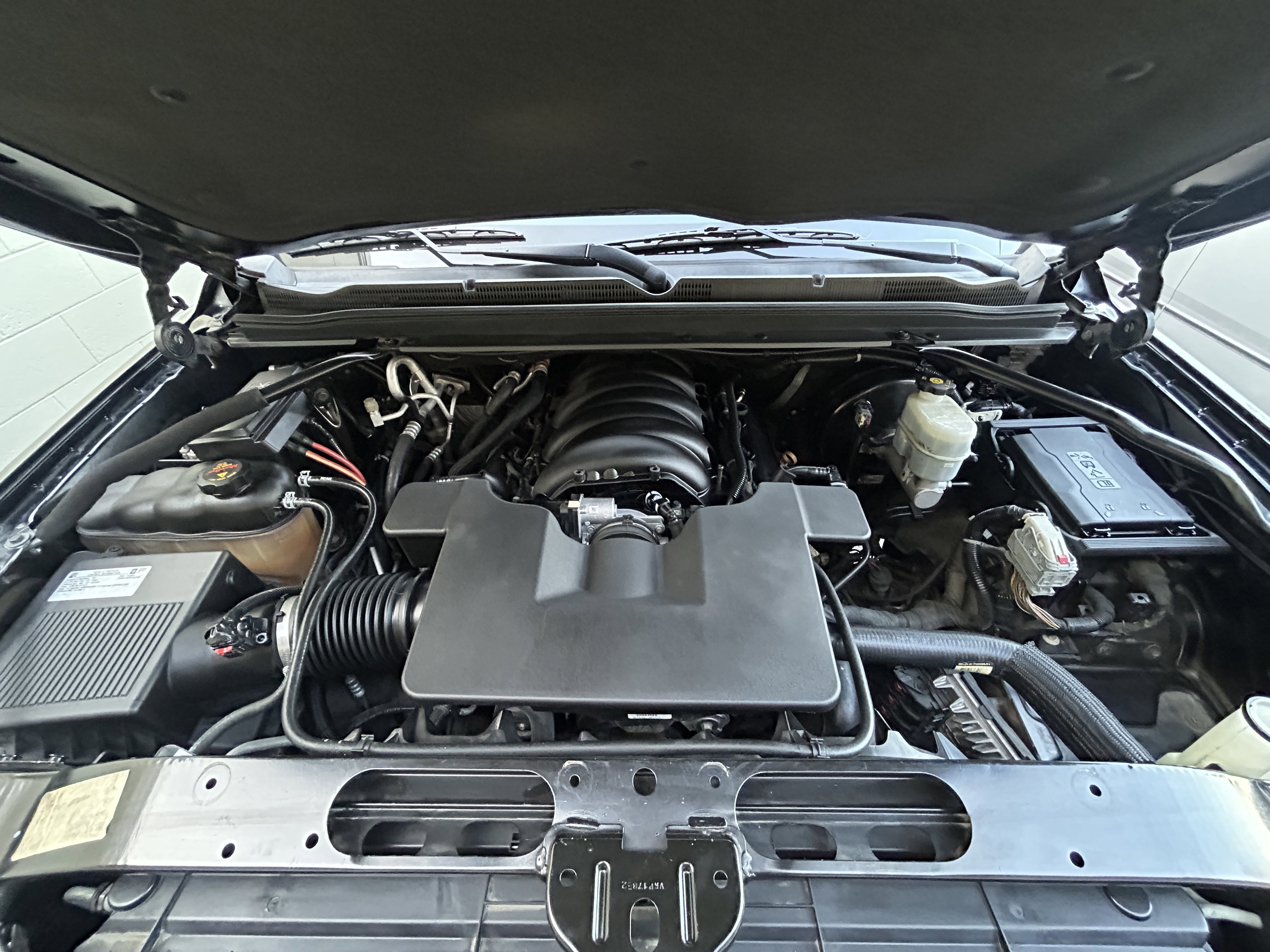 Used 2019 Chevrolet Suburban Premier image 16