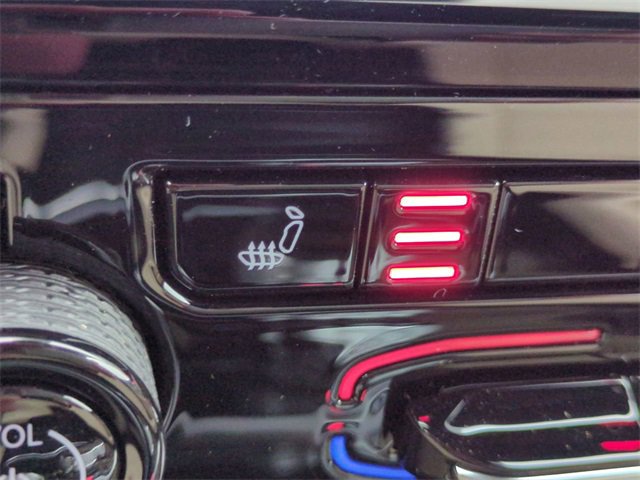 New 2025 Jeep Grand Cherokee Limited w/ Trailer Tow Package image 23