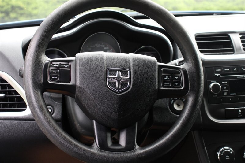Used 2013 Dodge Avenger SE FWD image 15