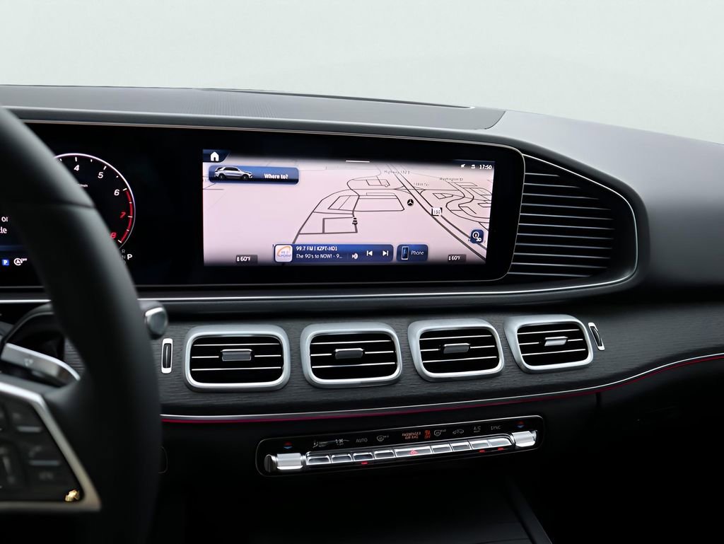 Certified 2025 Mercedes-Benz GLE 450 4MATIC image 22