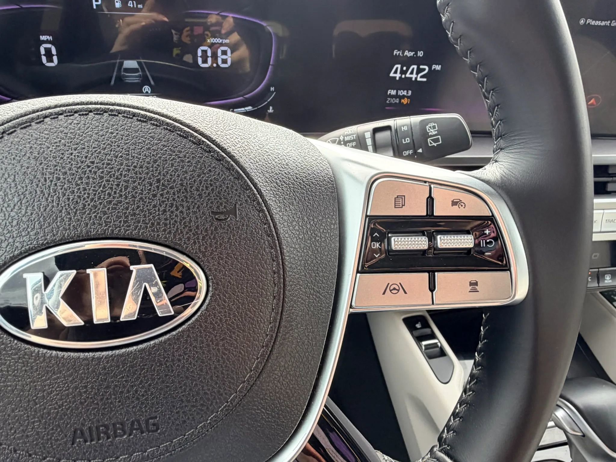 Used 2024 Kia Telluride S image 26