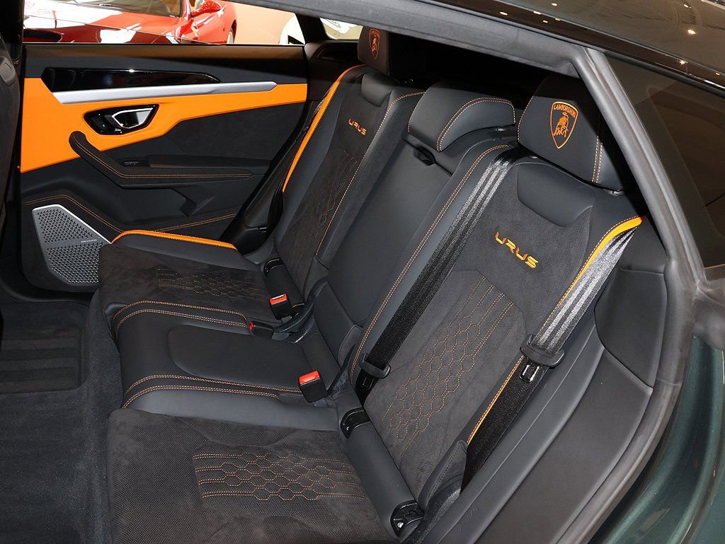 Used 2023 Lamborghini Urus S image 42