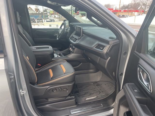 Used 2024 GMC Yukon AT4 w/ Technology Package image 13