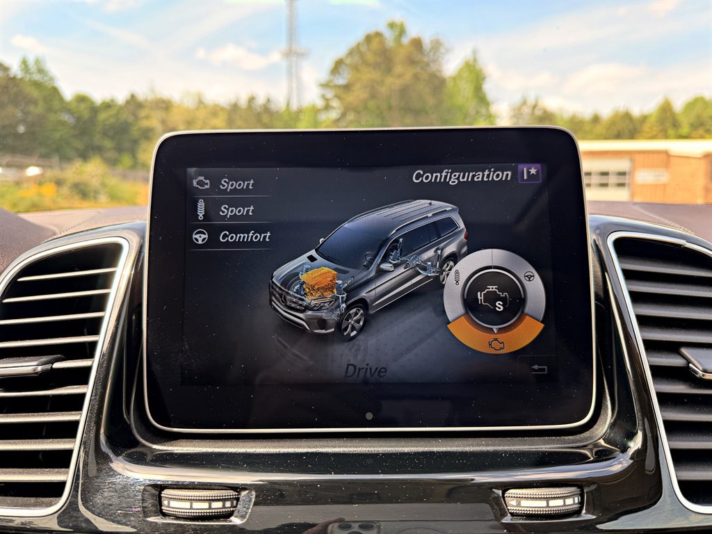 Used 2019 Mercedes-Benz GLS 550 4MATIC image 21