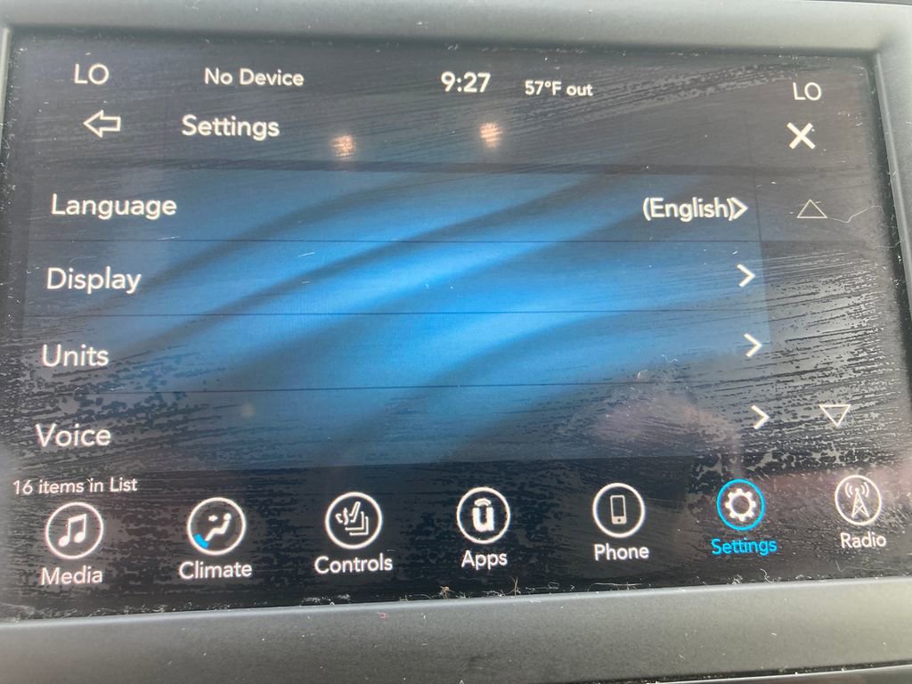 Used 2019 Chrysler Pacifica Touring-L FWD image 22