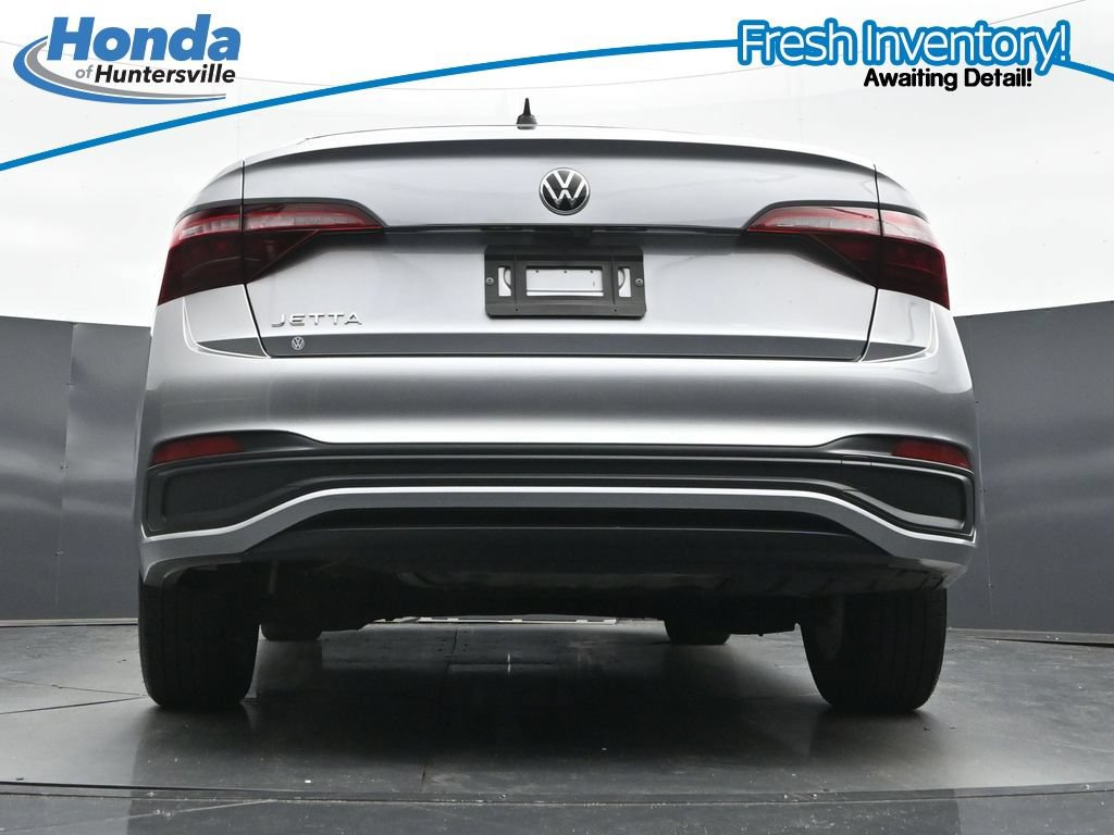Used 2024 Volkswagen Jetta Sport FWD image 31