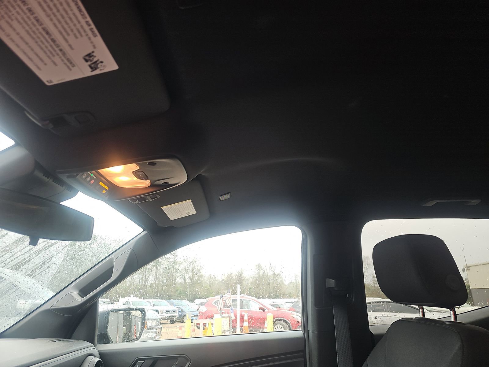 Used 2024 Chevrolet Colorado W/T image 14