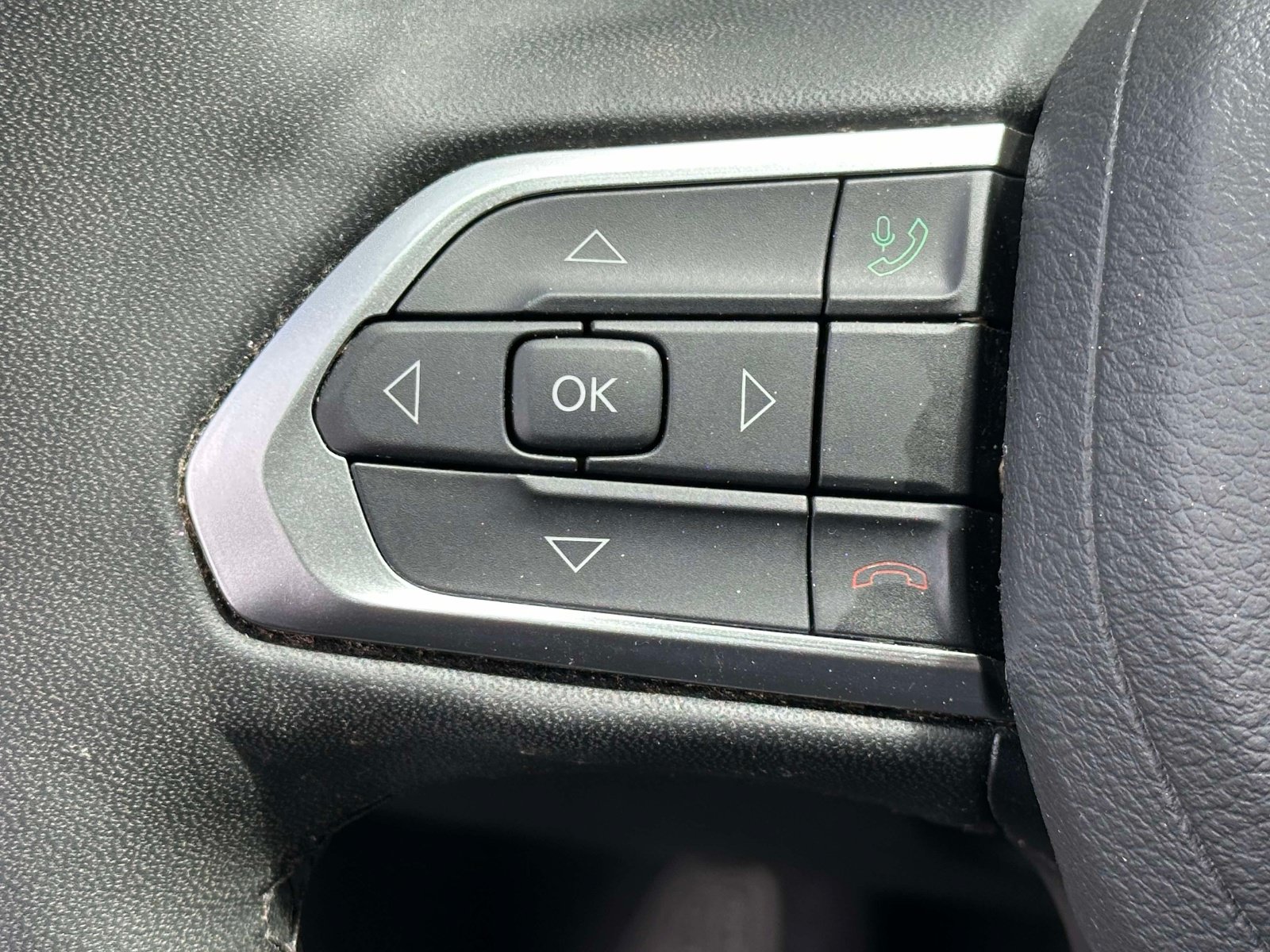 Used 2025 Jeep Compass Limited AWD/4WD image 22