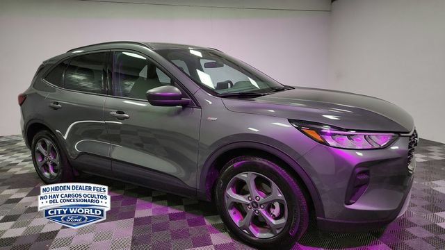 Used 2025 Ford Escape ST-Line FWD image 8