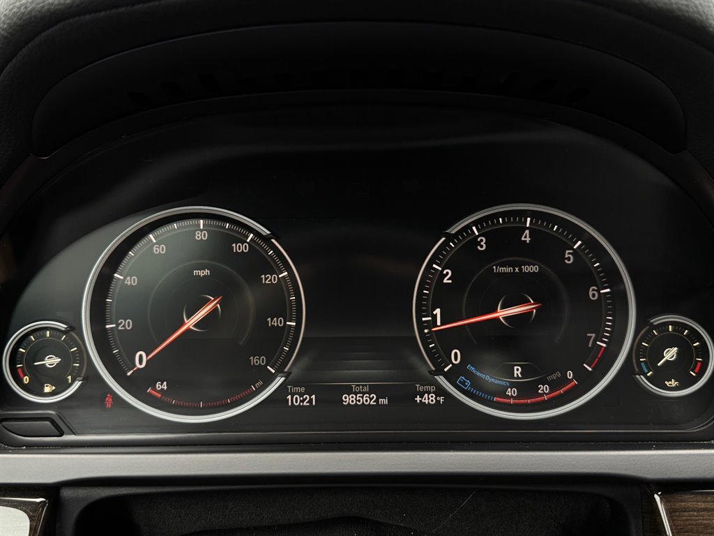 Used 2015 BMW 740Li w/ Executive Package image 8