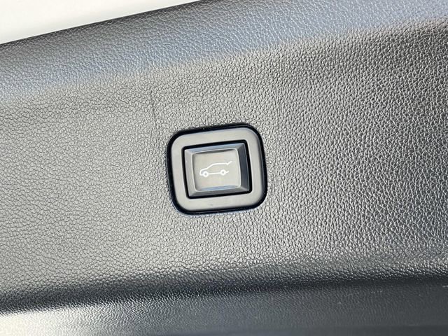 Used 2021 Buick Enclave Avenir w/ Avenir Technology Package image 24