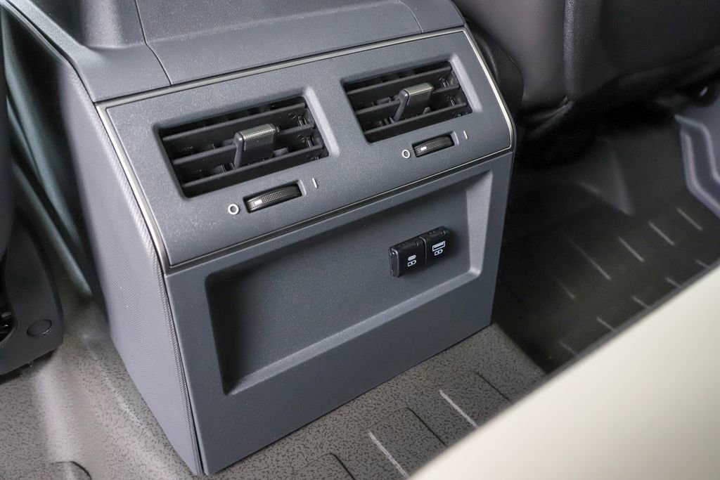 New 2025 INEOS Grenadier Fieldmaster Edition image 53