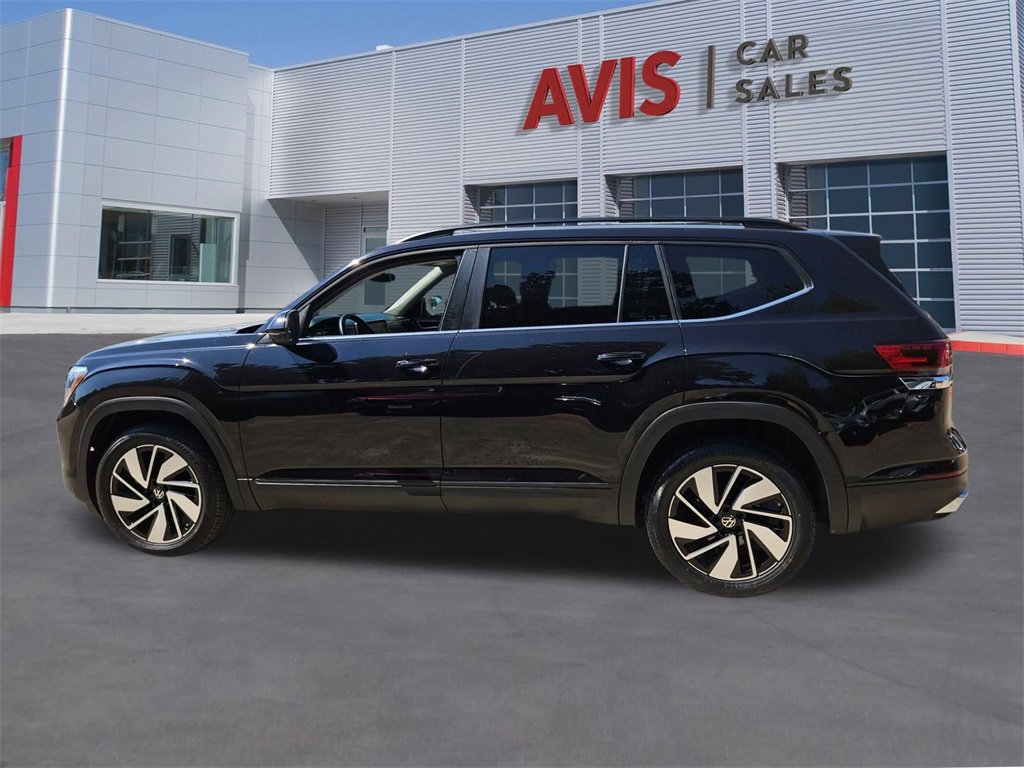 Used 2025 Volkswagen Atlas SE image 10