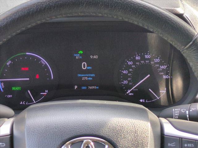 Used 2022 Toyota Sienna XLE w/ XLE Plus Package FWD image 11